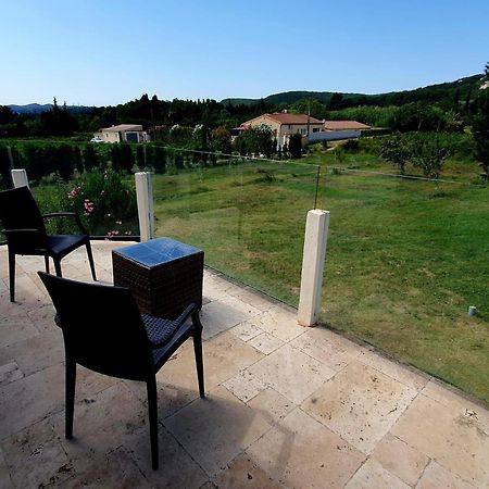 Appartement Superbe chambre 20 m2, climatisée, parking, jardin, calme, 10 mn pont du Gard #7 à Rochefort-du-Gard Extérieur photo